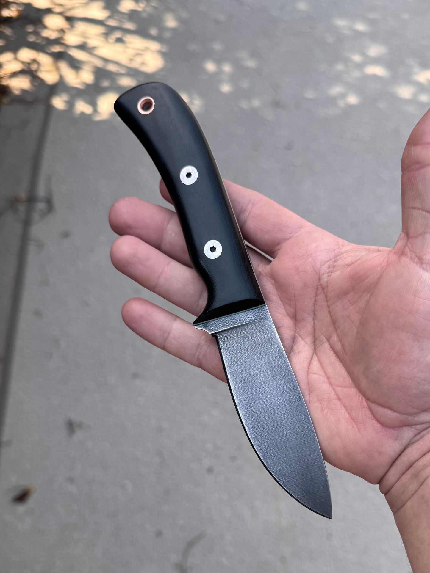 CRETUL LIMITED - Skinner - Beater Series - Black Canvas Micarta