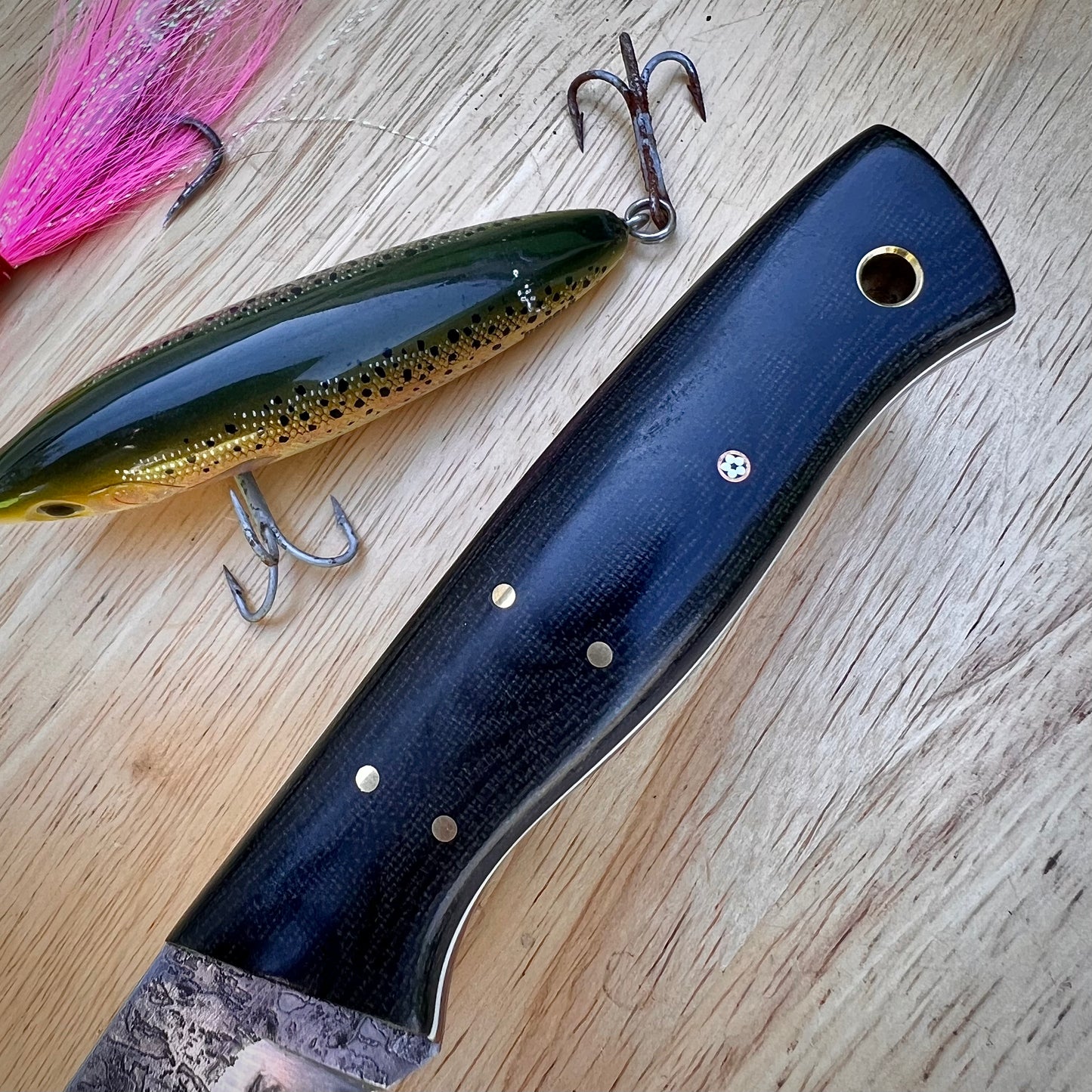 CRETUL LIMITED Mountain Hiker Model - Black Canvas Micarta with Mosaic Pin