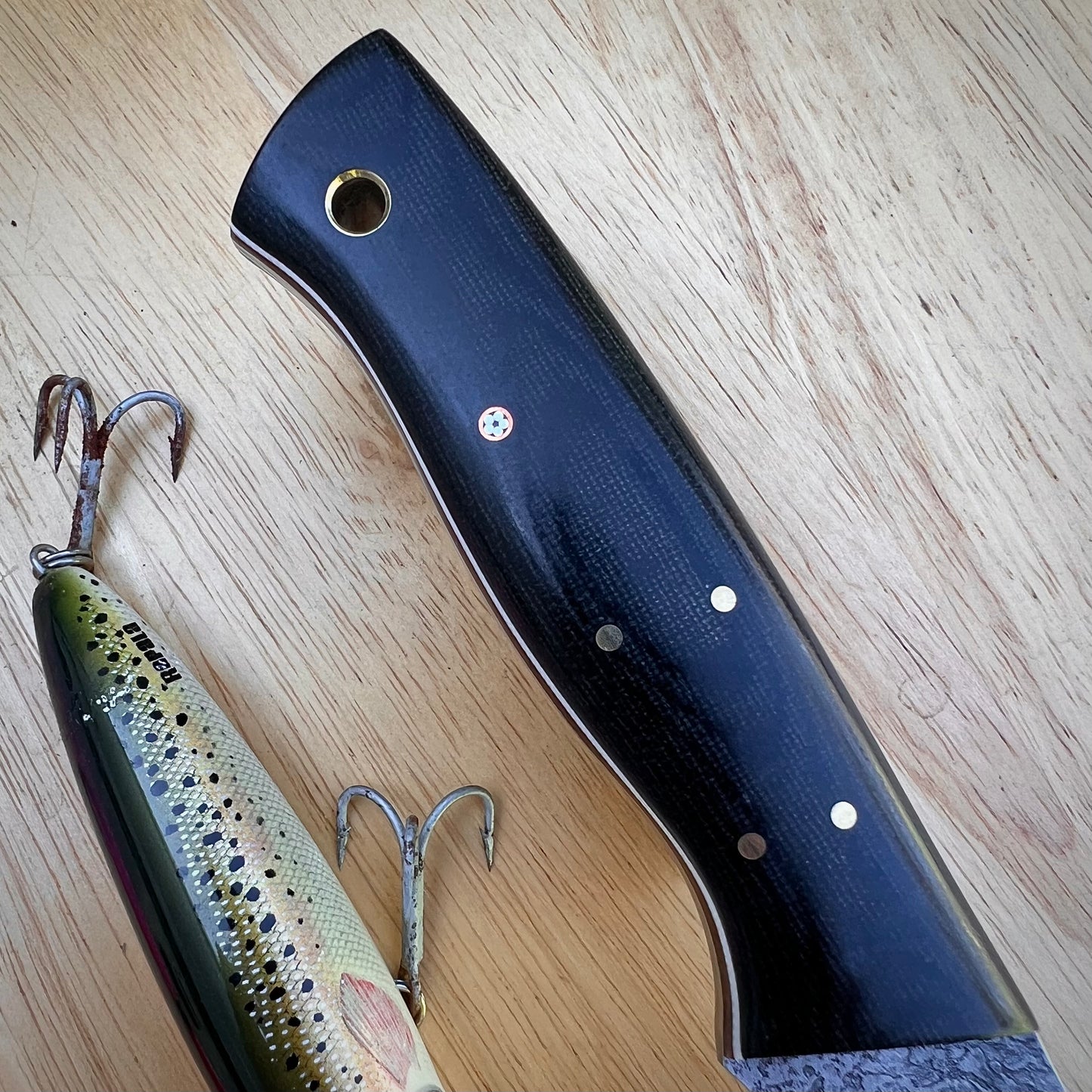 CRETUL LIMITED Mountain Hiker Model - Black Canvas Micarta with Mosaic Pin