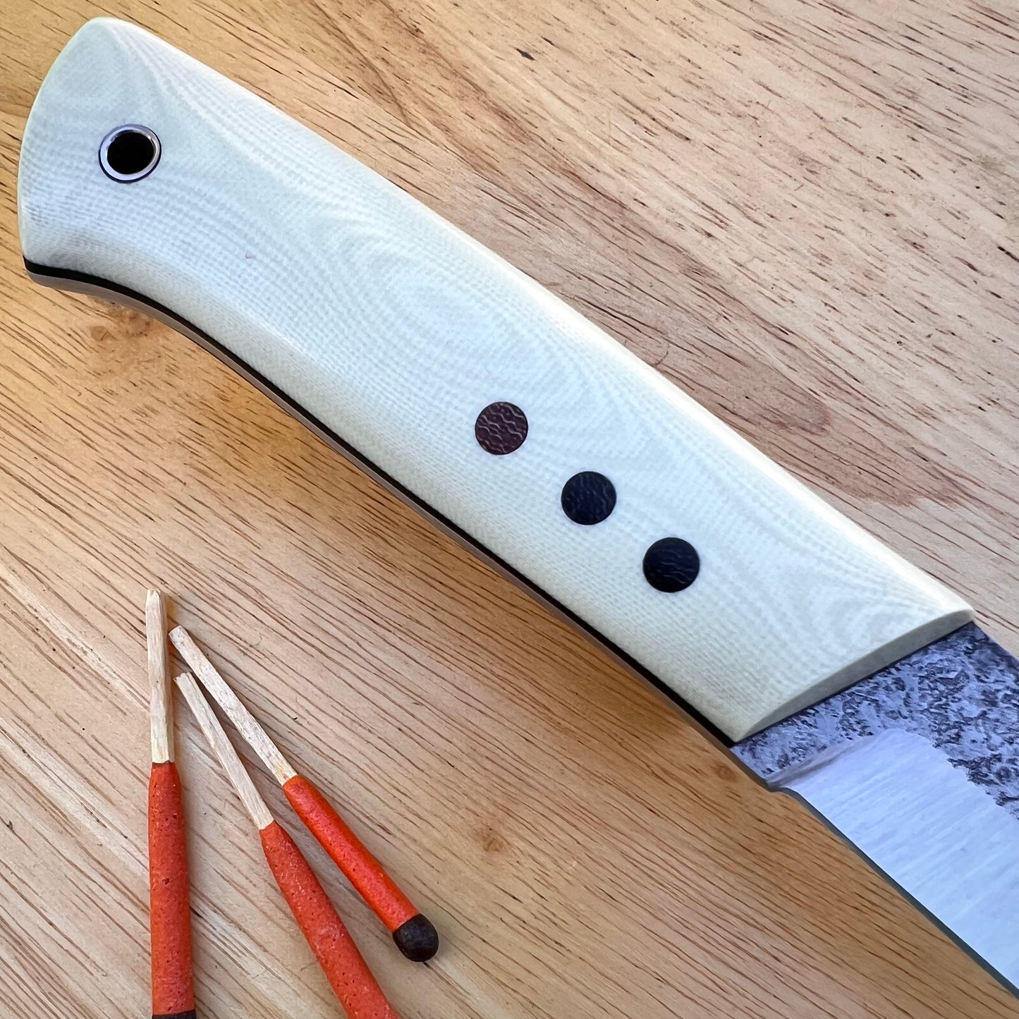 CRETUL LIMITED Puukko Model - Ivory Linen Micarta